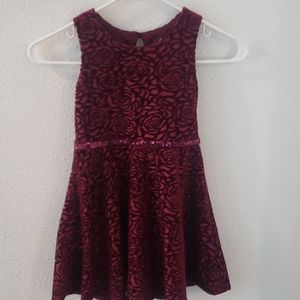 Girls maroon velvet rose dress, size 6
